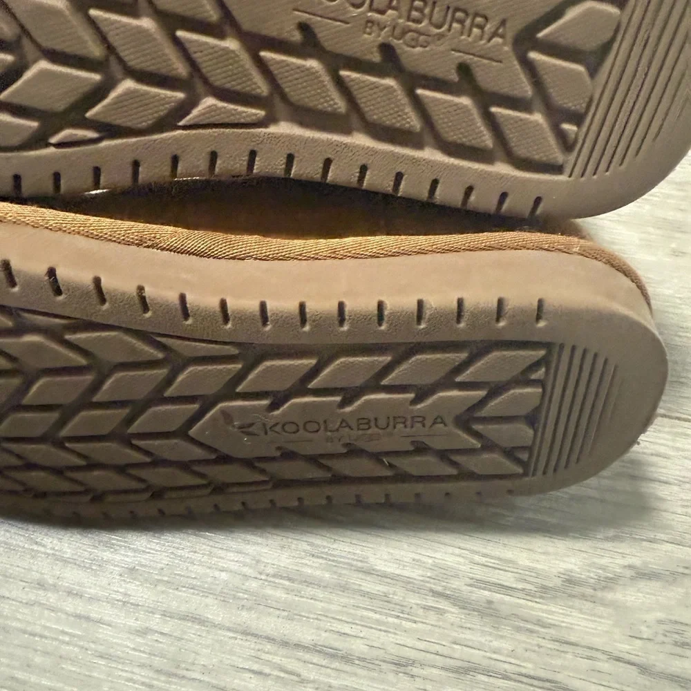 Koolaburra Tan Boots with Plush Lining